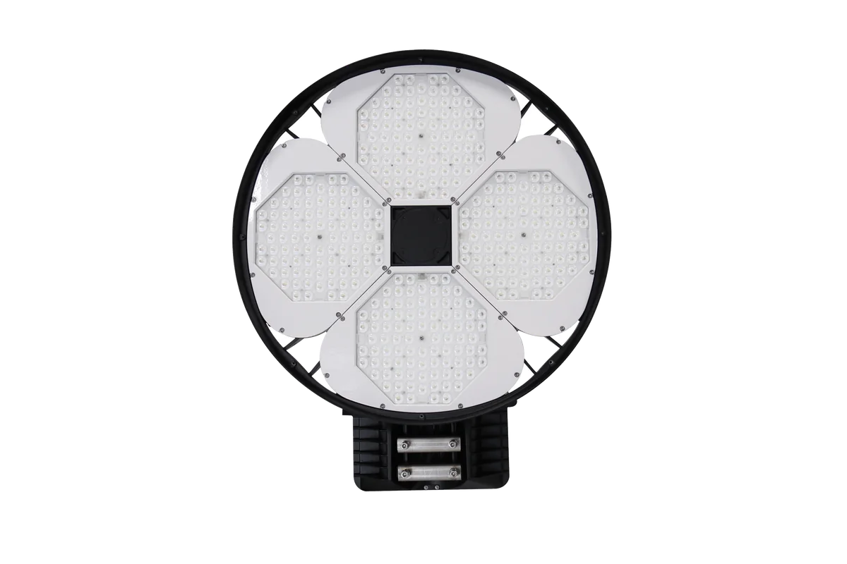 OmniMax face-on: four LED quadrants on the Type V optic disc