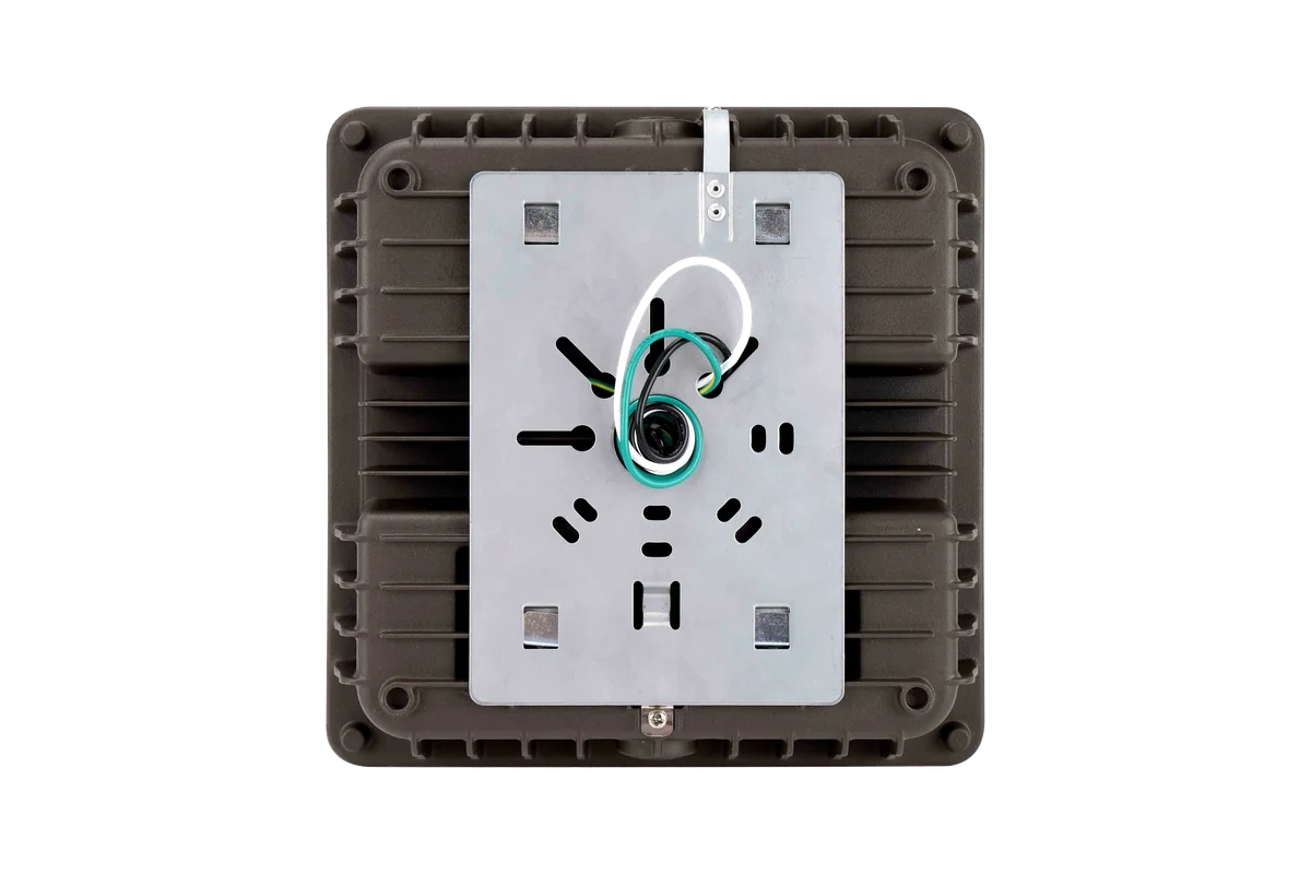 Pathfinder back: the quick-mount plate on the J-box